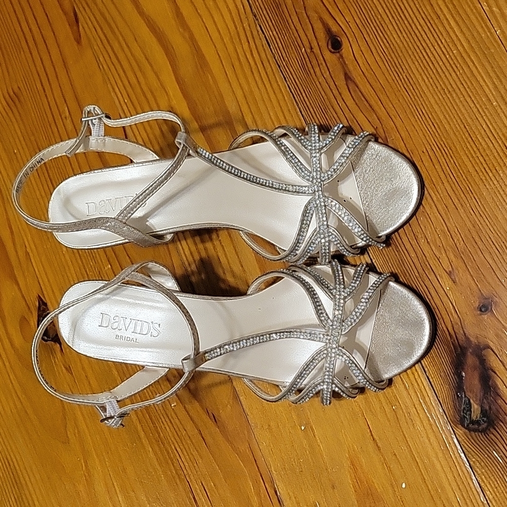 David's bridal wedges